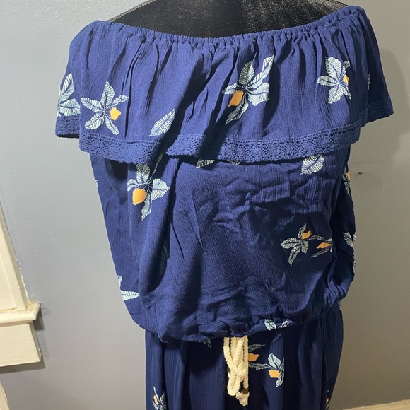 2 piece Mossimo off the shoulder skirt set XXL - Picture 2 of 5